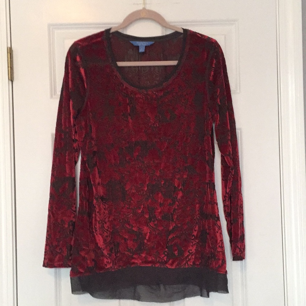 Simply Vera sheer and velvet design blouse